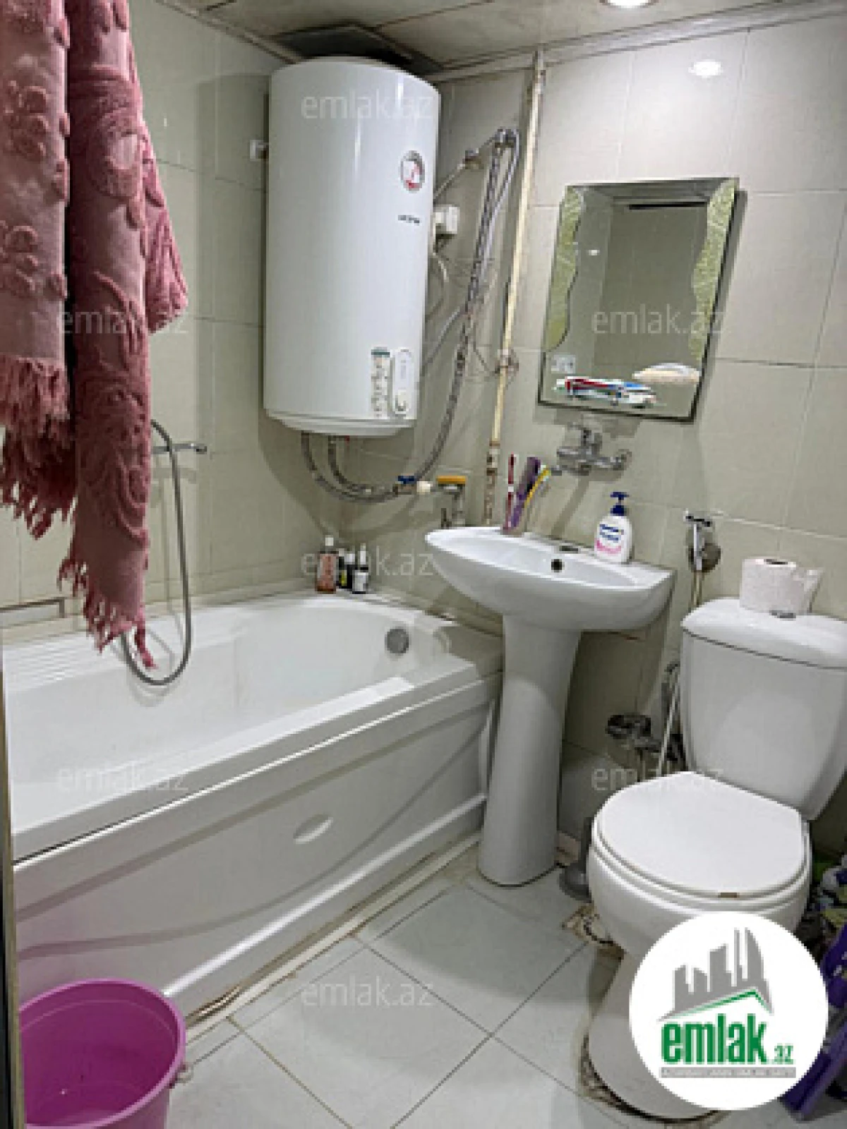 Satılır 2 otaqlı köhnə tikili 38 m²