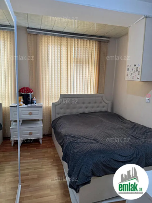 Satılır 2 otaqlı köhnə tikili 38 m²