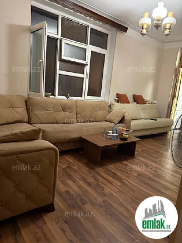 Satılır 2 otaqlı köhnə tikili 38 m²