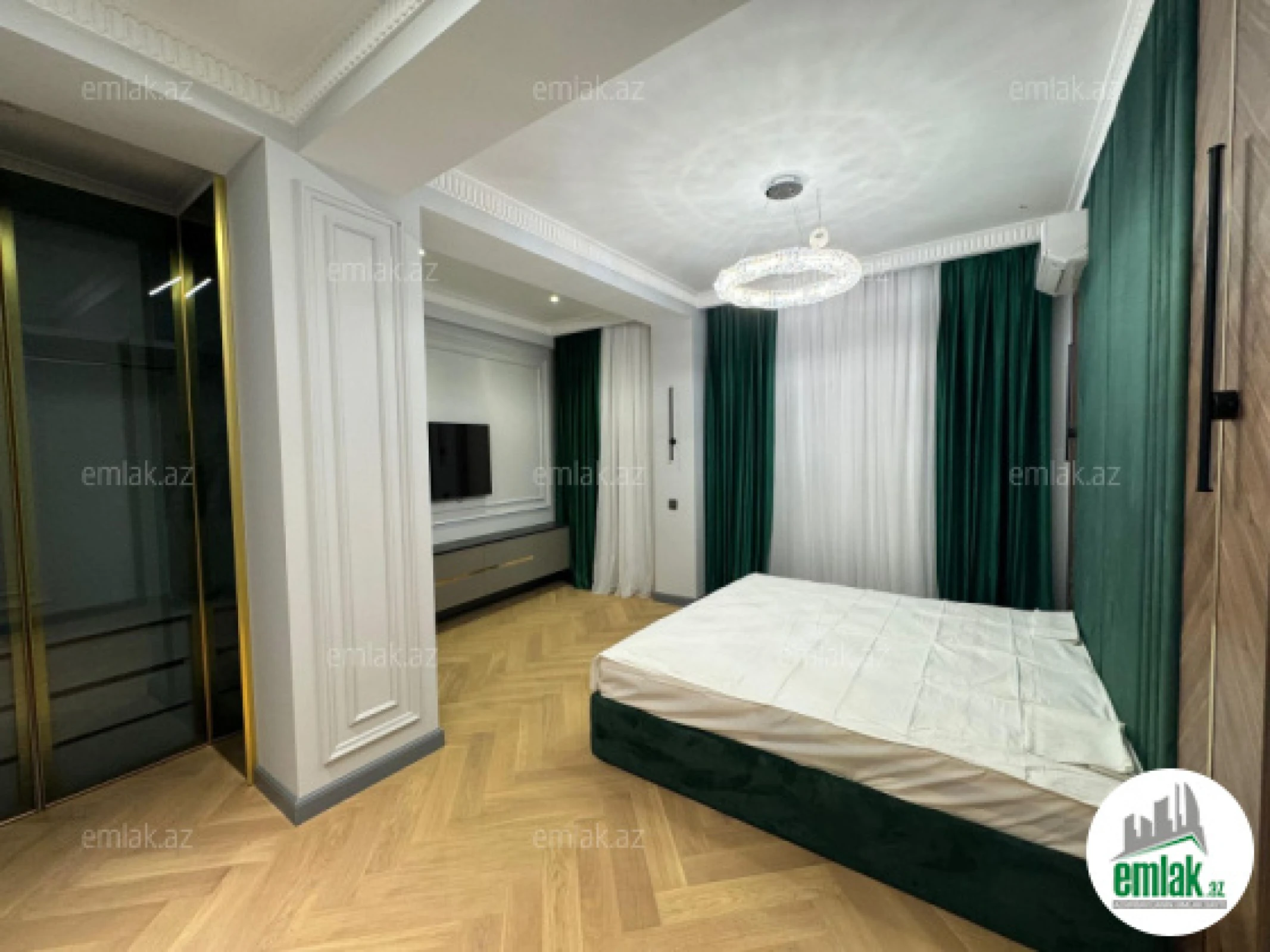 Satılır 2 otaqlı yeni tikili 102 m²