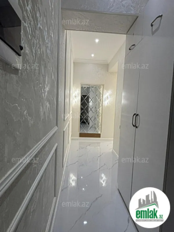 Satılır 3 otaqlı yeni tikili 80 m²