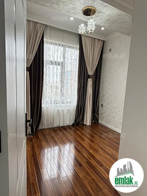 Satılır 3 otaqlı yeni tikili 80 m²