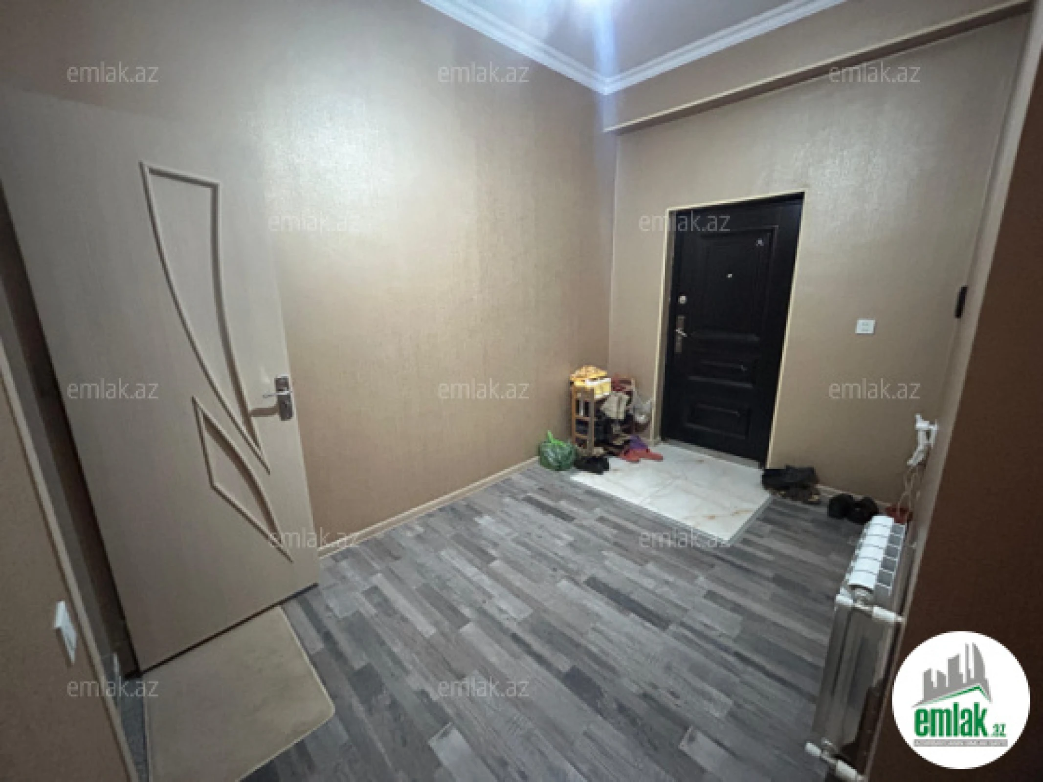 Satılır 3 otaqlı yeni tikili 90 m²