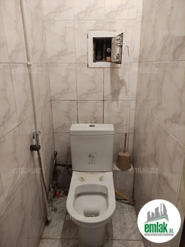 Satılır 3 otaqlı köhnə tikili 80 m²