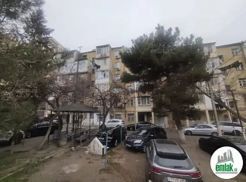 Satılır 3 otaqlı köhnə tikili 80 m² — Bakı 3 otaq 80.00 m²
