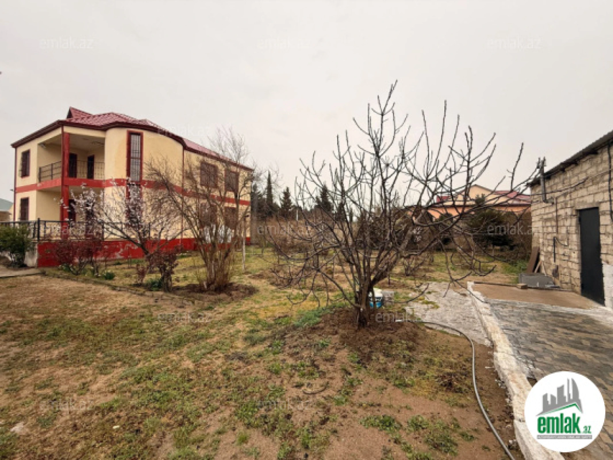 Satılır torpaq sahəsi 15 m²