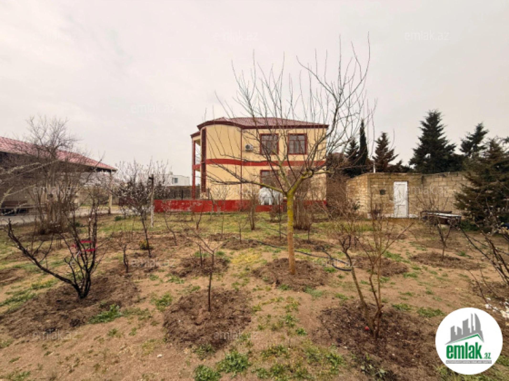 Satılır torpaq sahəsi 15 m²