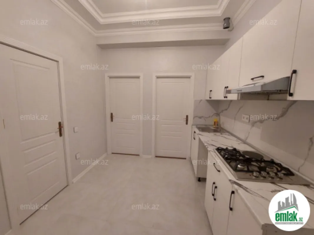 Satılır 2 otaqlı yeni tikili 72 m²
