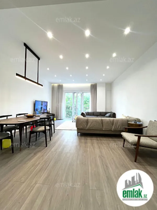Satılır 3 otaqlı yeni tikili 142 m²
