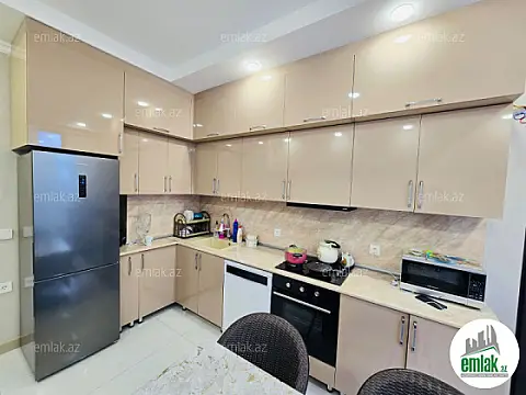 Satılır 2 otaqlı yeni tikili 82.5 m²