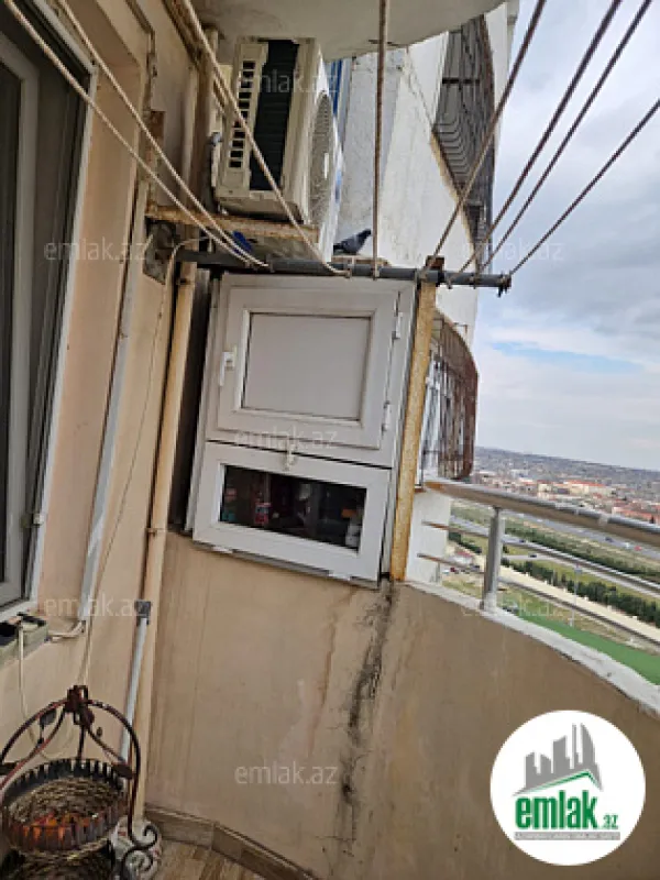 Satılır 3 otaqlı yeni tikili 80 m²