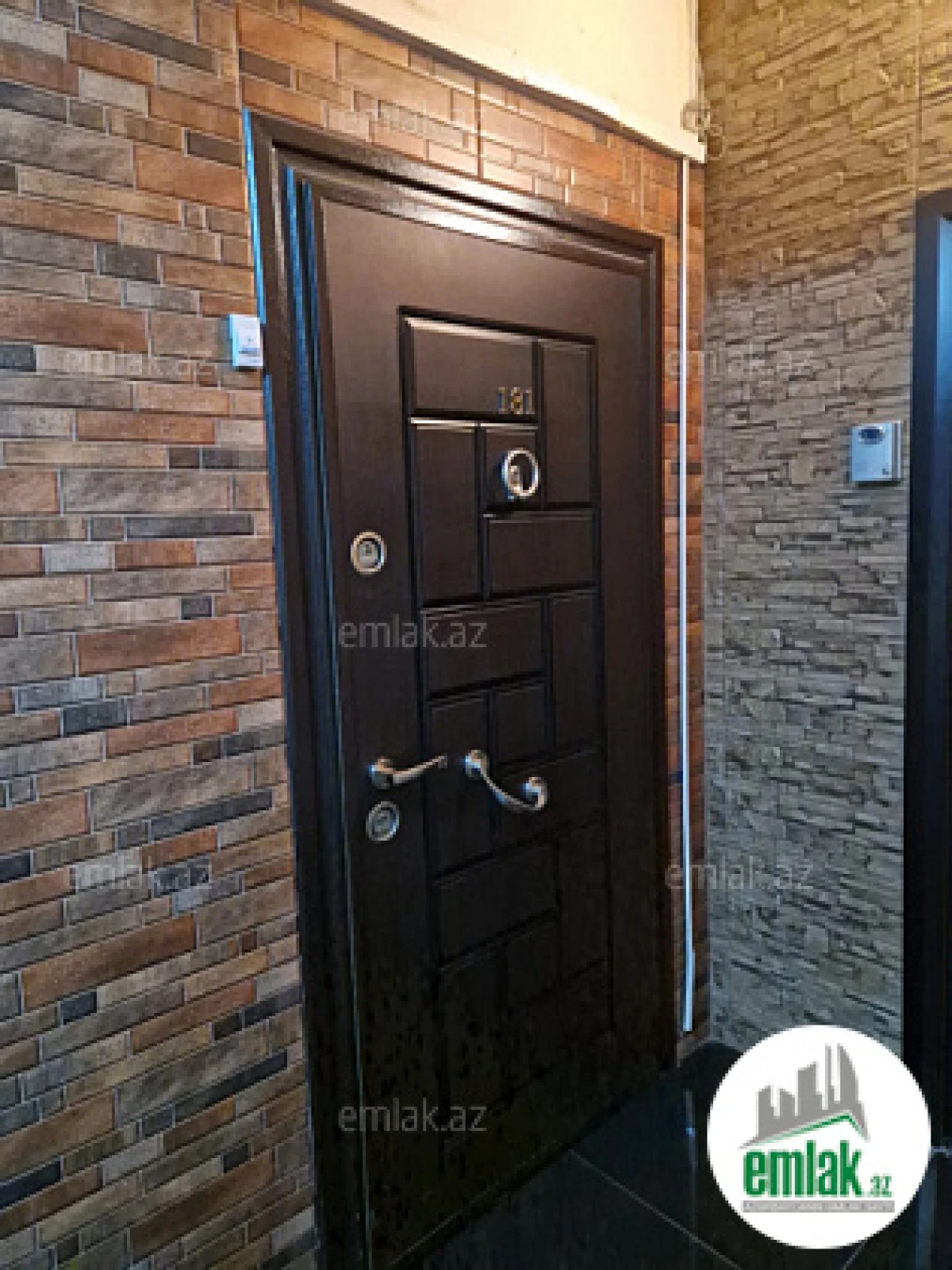 Satılır 3 otaqlı yeni tikili 80 m²