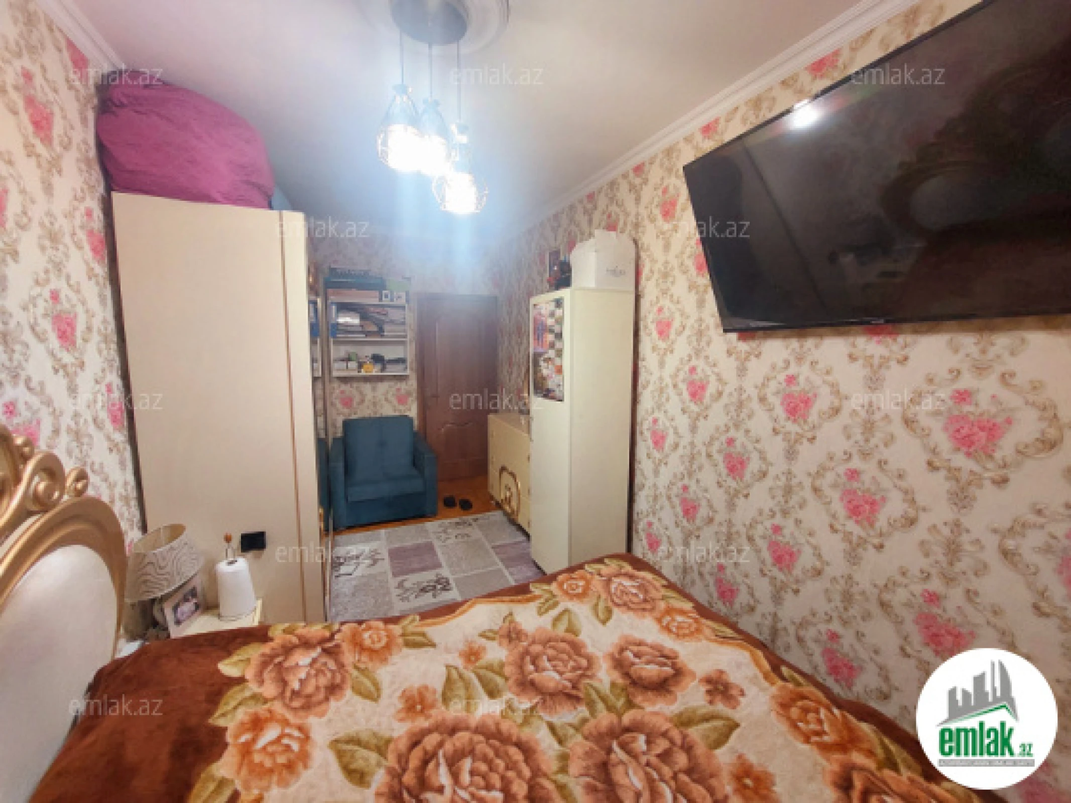 Satılır 2 otaqlı köhnə tikili 50 m²