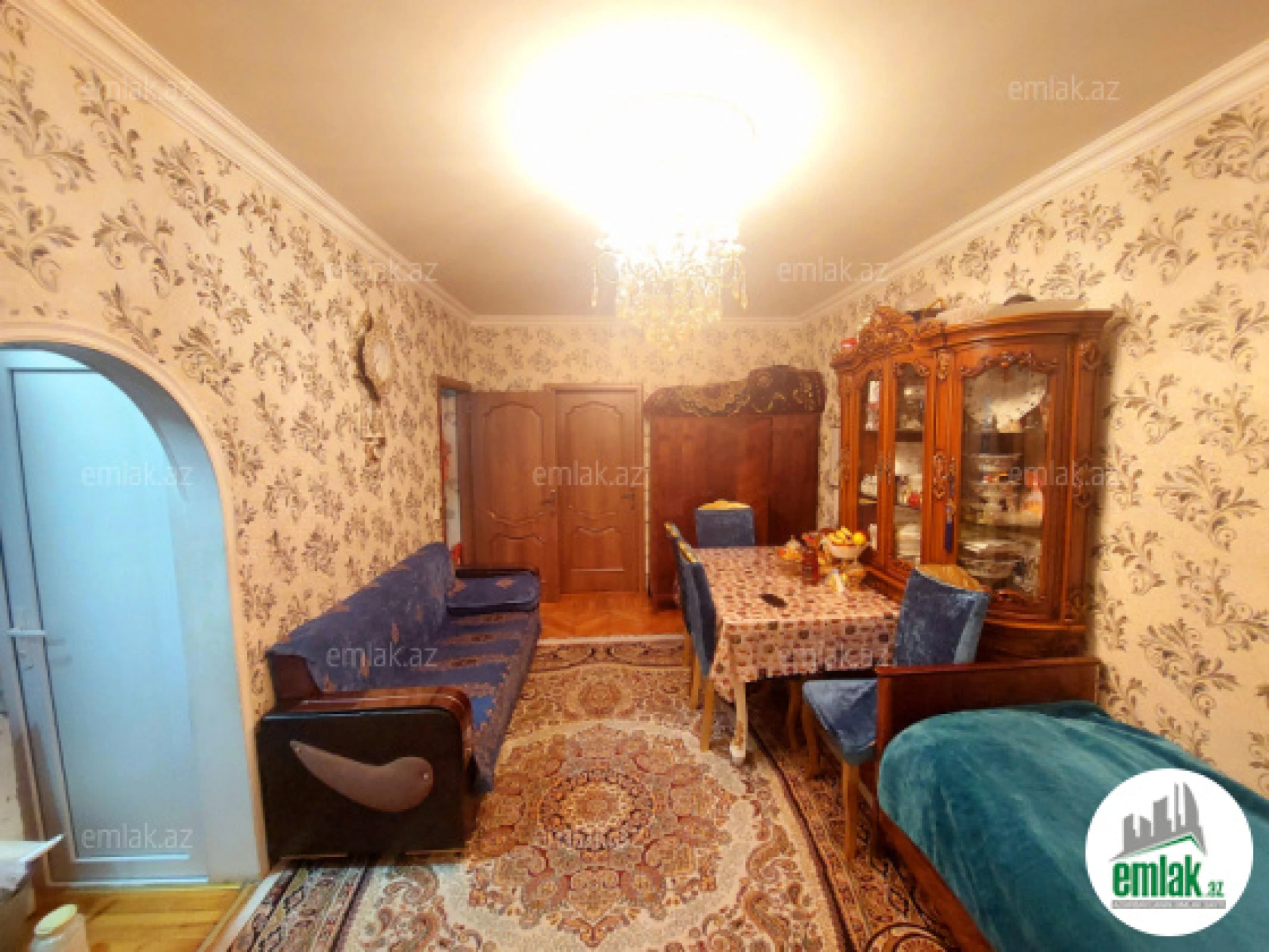 Satılır 2 otaqlı köhnə tikili 50 m²