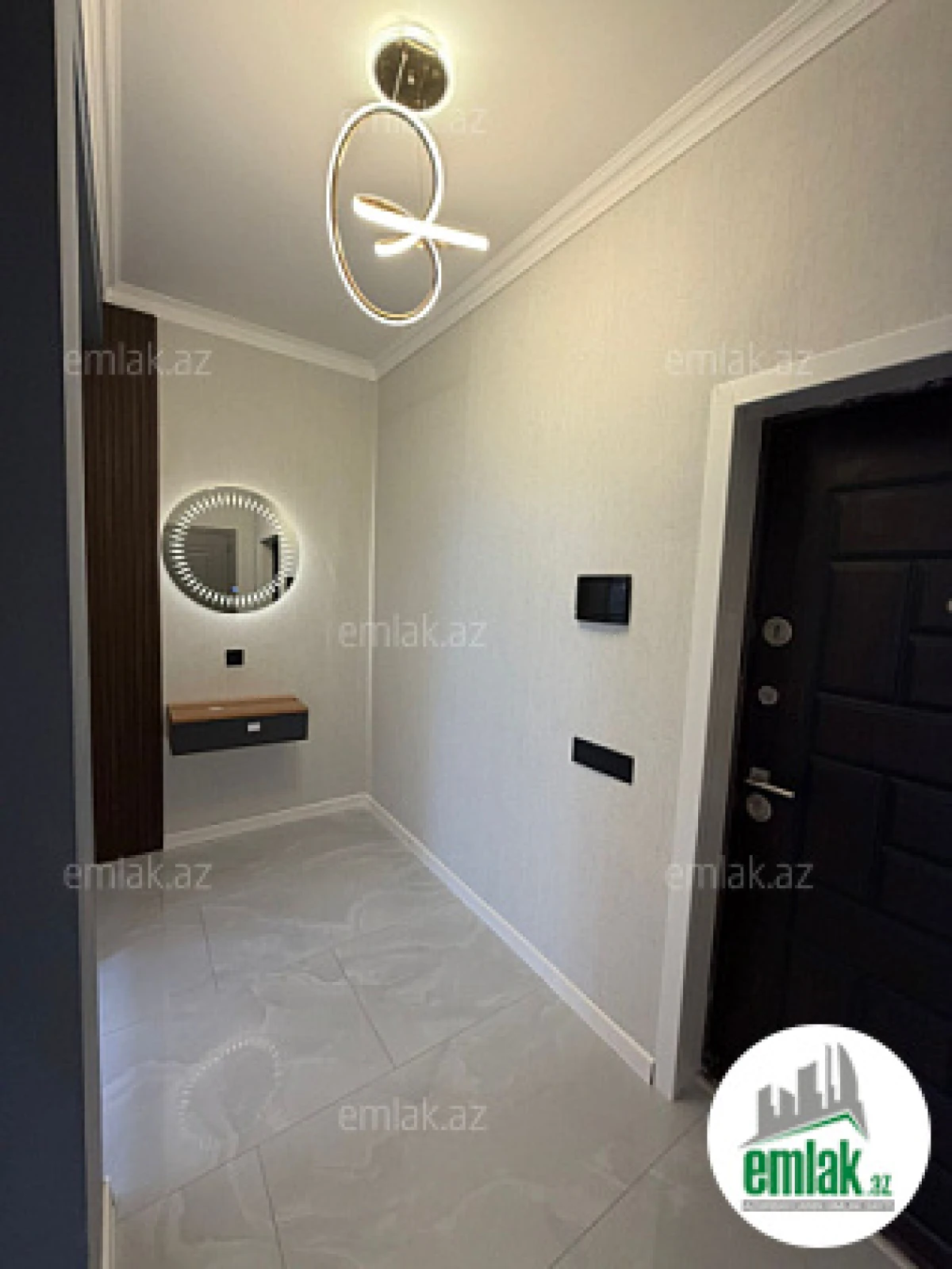 Satılır 2 otaqlı yeni tikili 54 m²