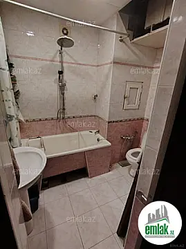 Satılır 3 otaqlı köhnə tikili 62 m²