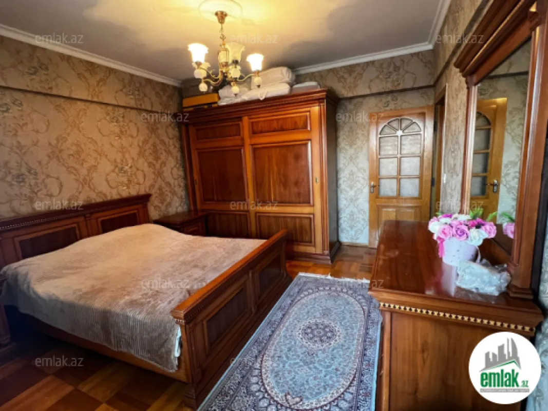 Satılır 3 otaqlı yeni tikili 100 m²