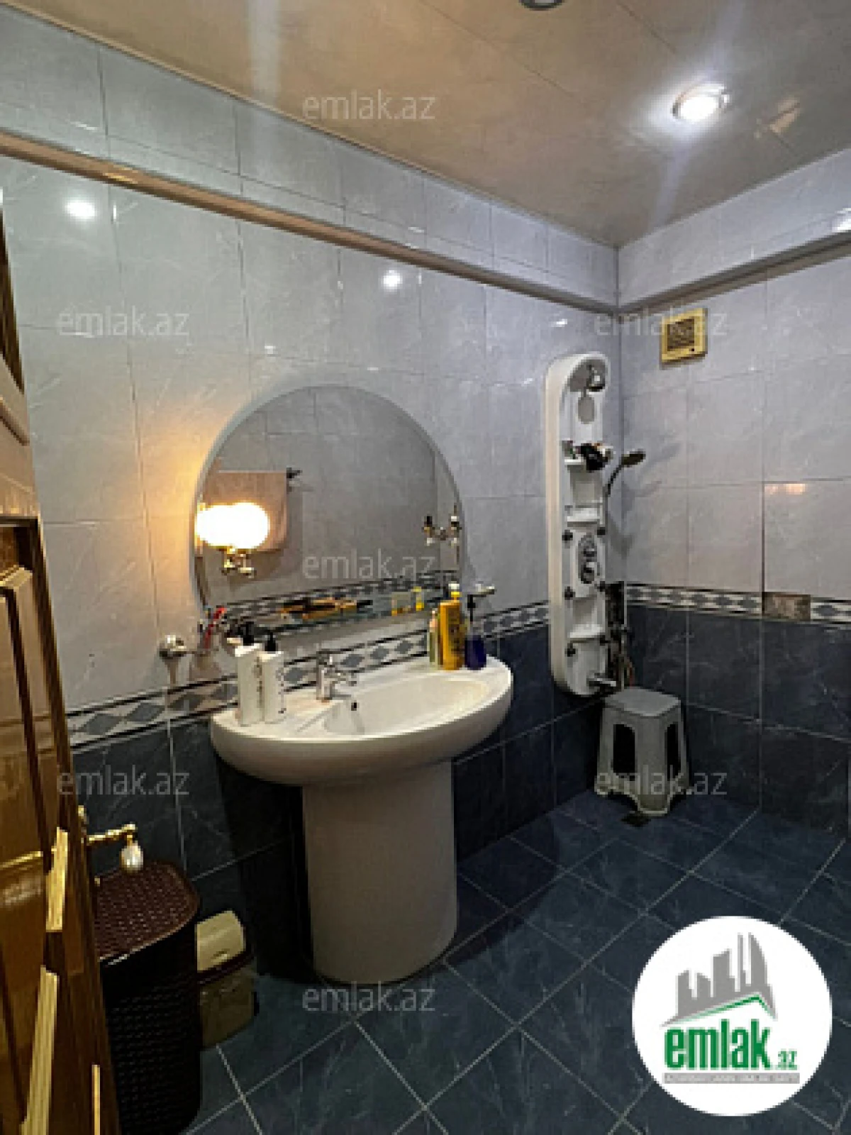 Satılır 3 otaqlı yeni tikili 100 m²