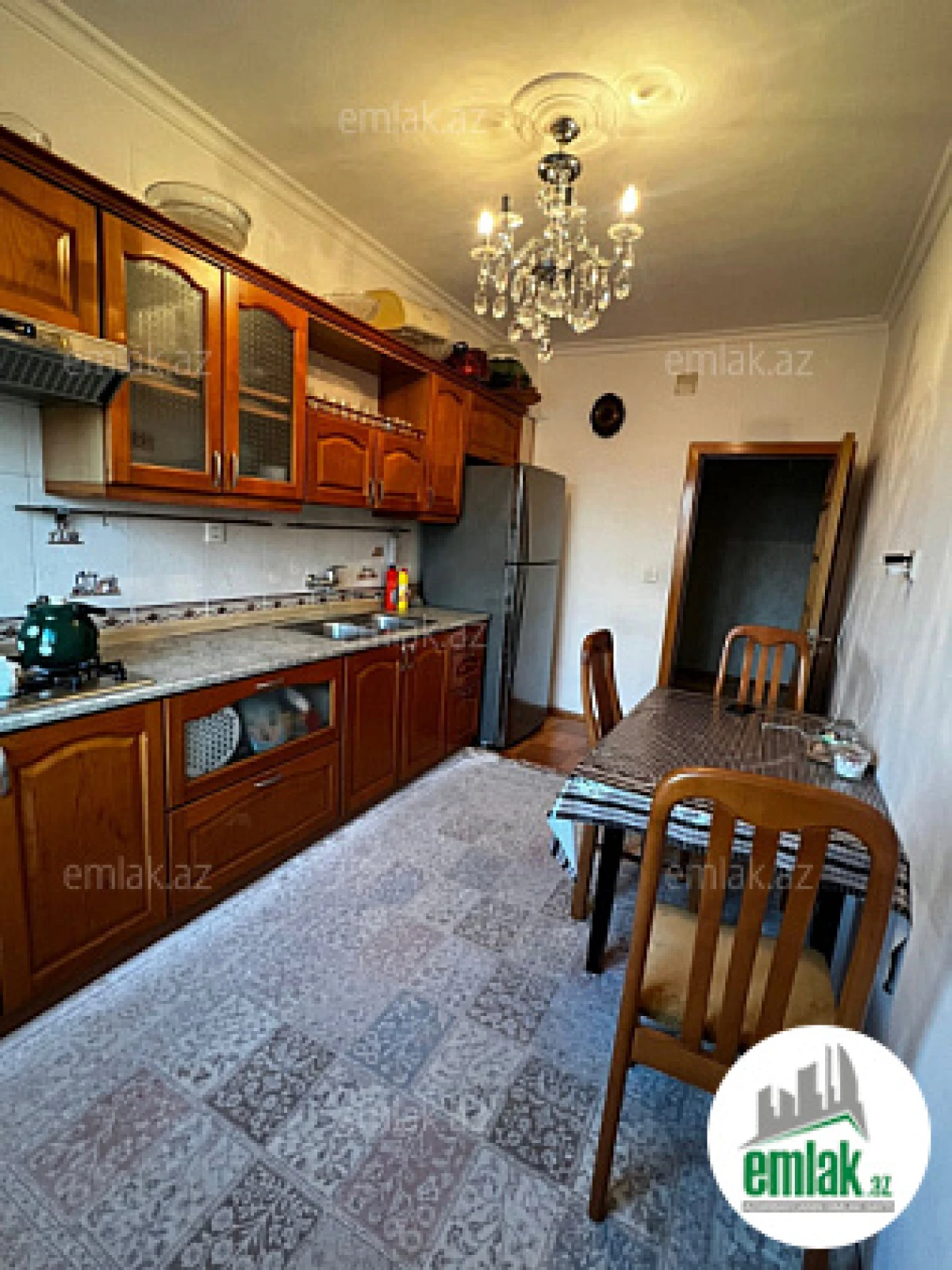 Satılır 3 otaqlı yeni tikili 100 m²