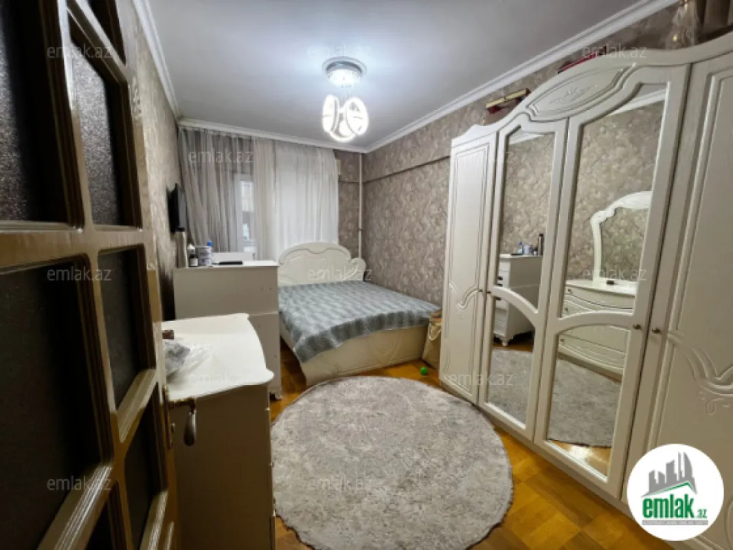 Satılır 3 otaqlı yeni tikili 100 m²