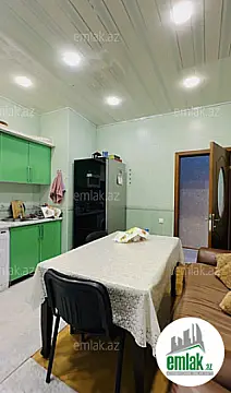 Satılır 2 otaqlı yeni tikili 82 m²
