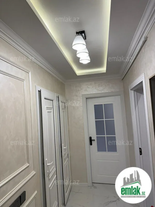 Satılır 2 otaqlı köhnə tikili 56 m²