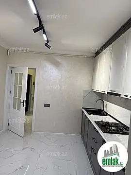 Satılır 2 otaqlı köhnə tikili 56 m²