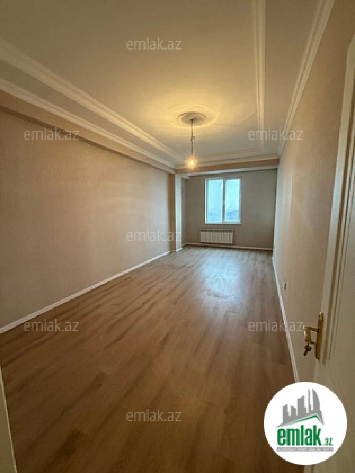 Satılır 2 otaqlı yeni tikili 76 m²