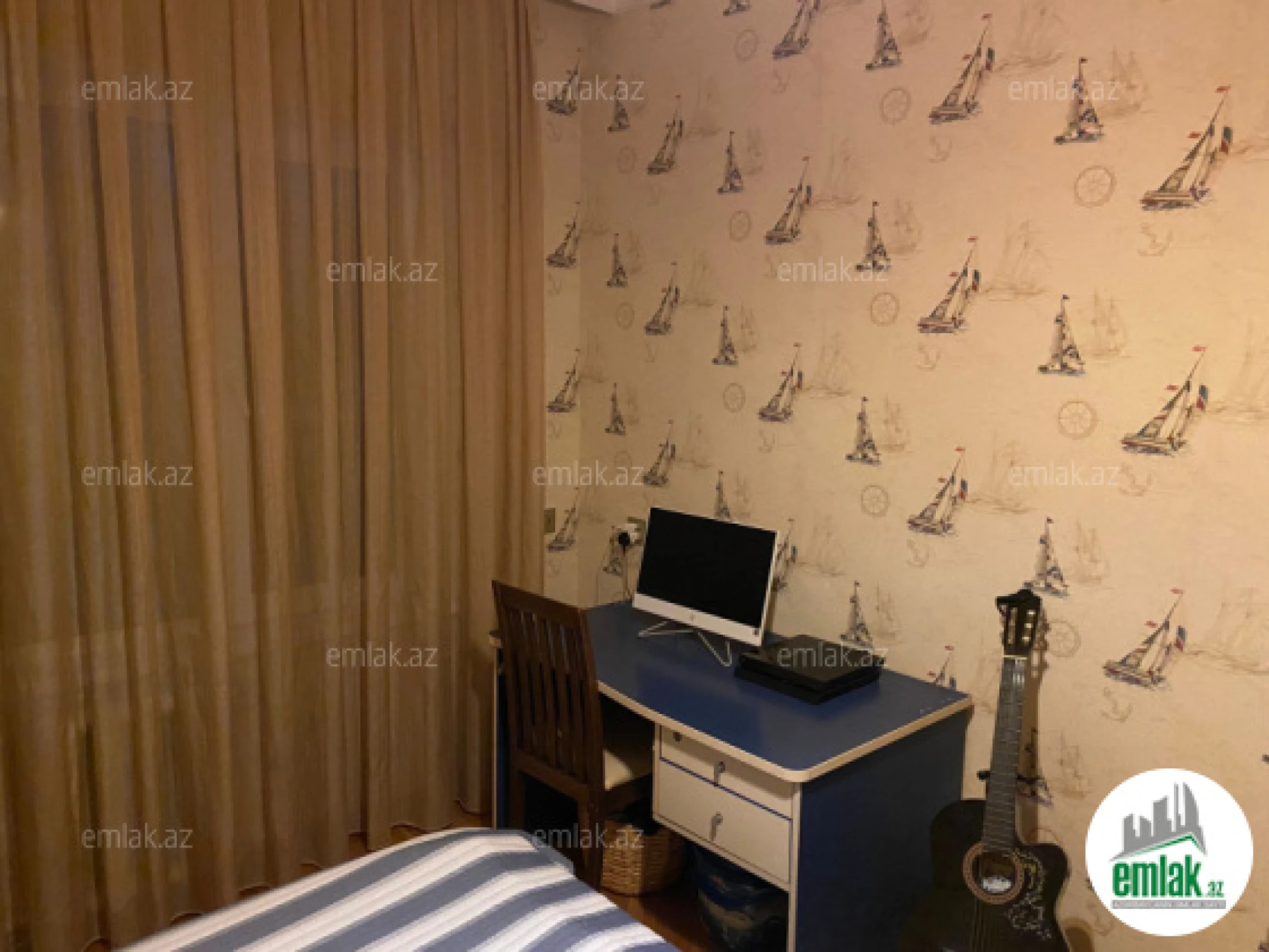 Satılır 3 otaqlı köhnə tikili 75 m²