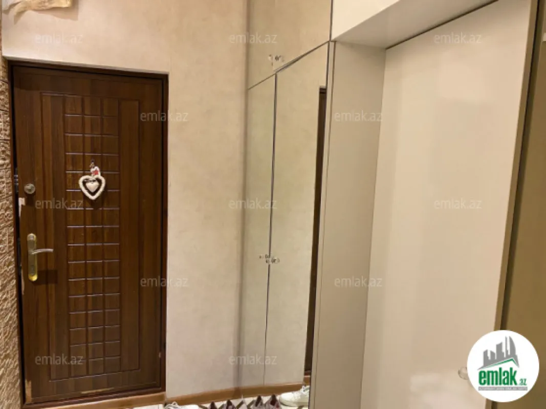 Satılır 3 otaqlı köhnə tikili 75 m²