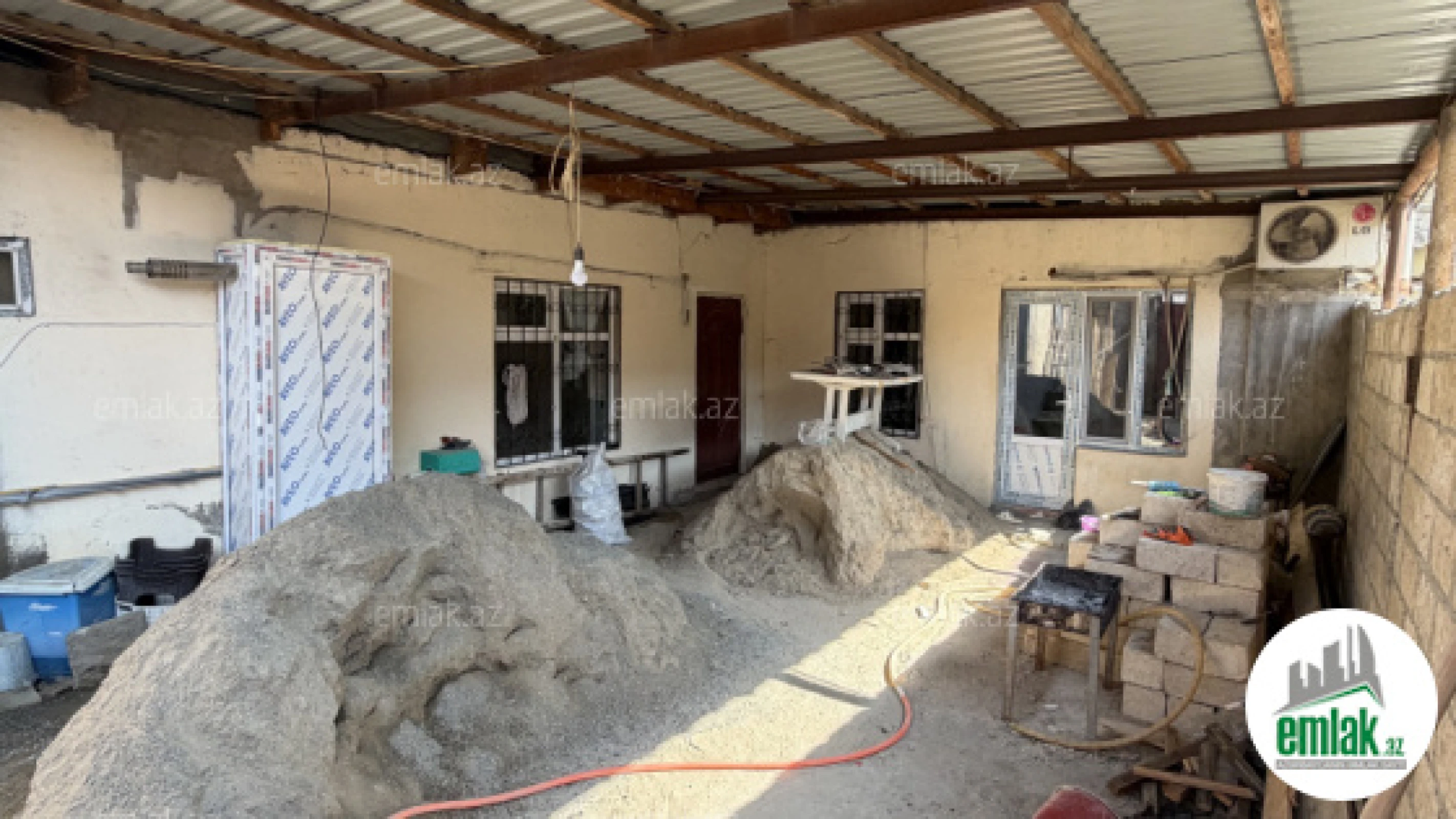 Satılır 5 otaqlı köhnə tikili 77 m²