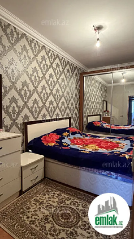 Satılır 5 otaqlı köhnə tikili 77 m²