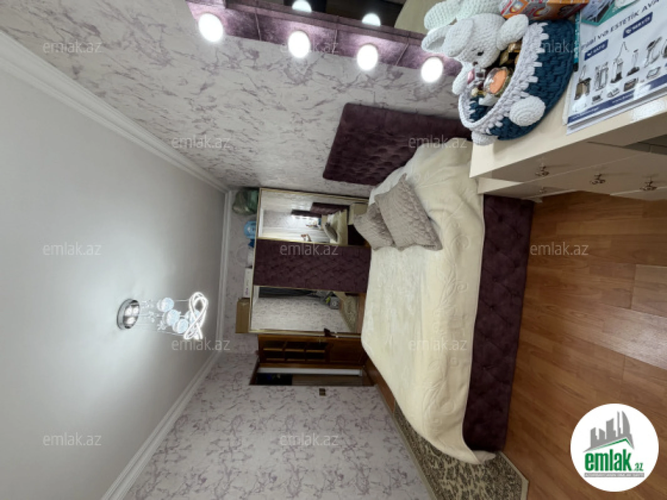 Satılır 5 otaqlı köhnə tikili 77 m²