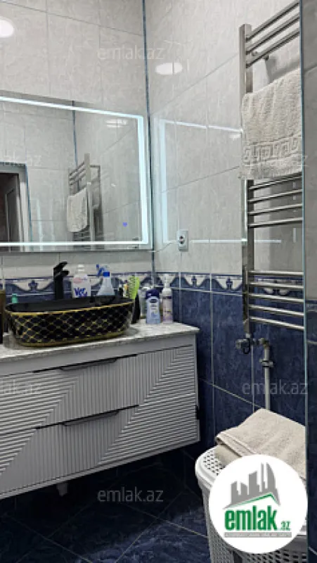 Satılır 5 otaqlı köhnə tikili 77 m²