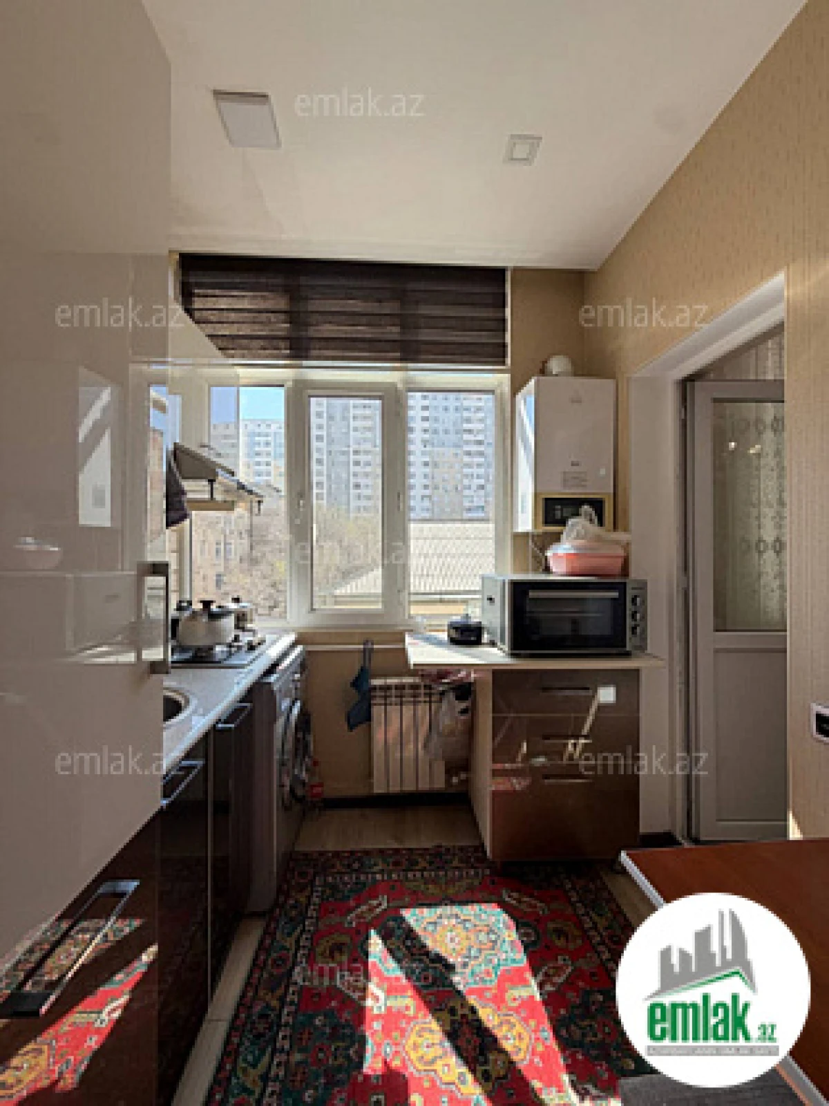 Satılır 2 otaqlı yeni tikili 61 m²