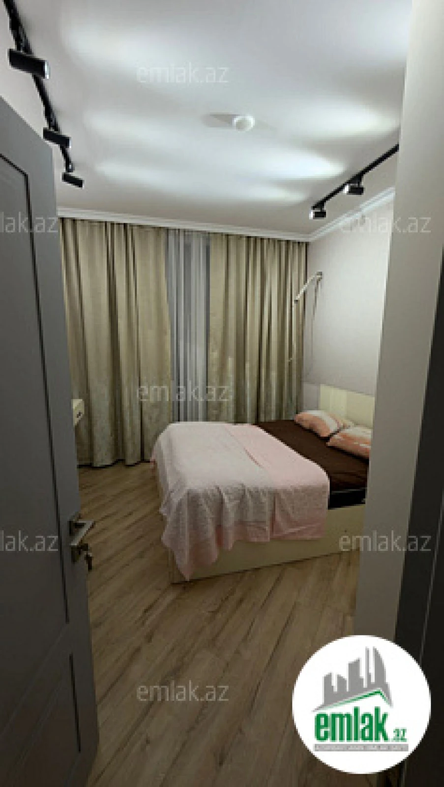 Satılır 2 otaqlı yeni tikili 65 m²