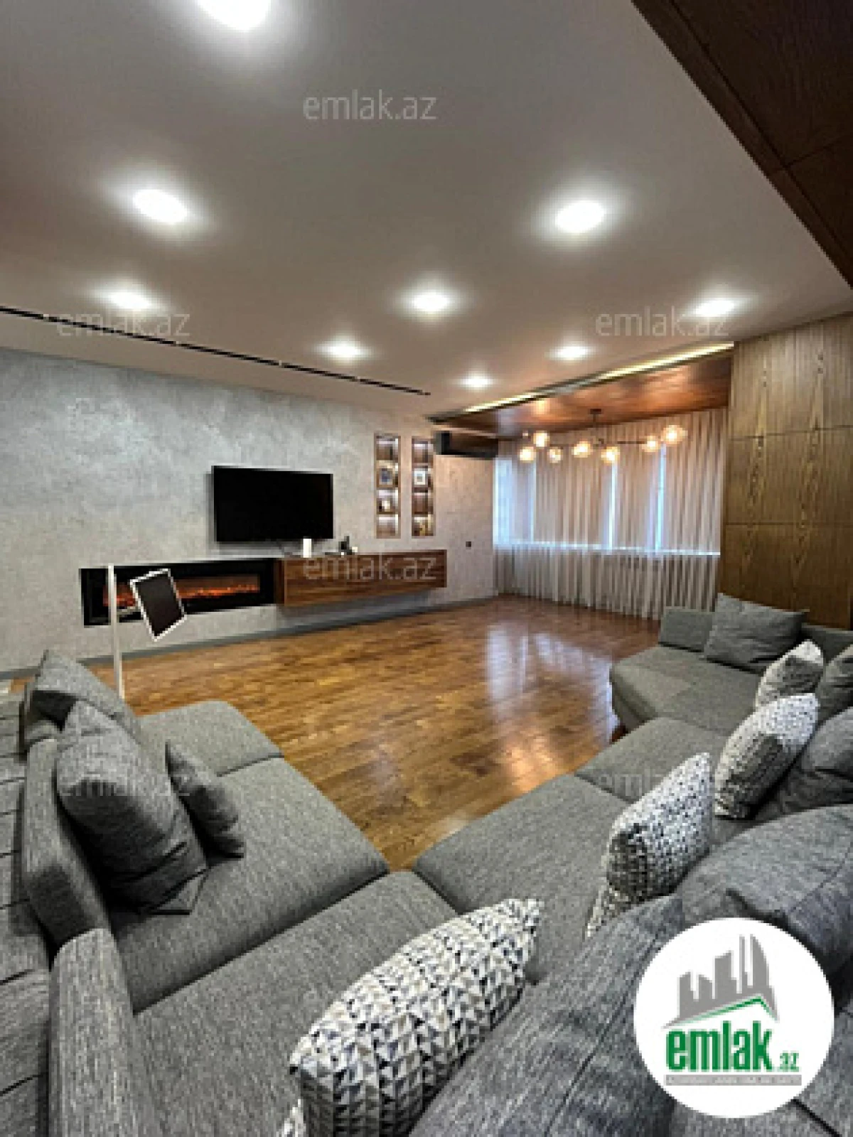 Satılır 4 otaqlı yeni tikili 180 m²