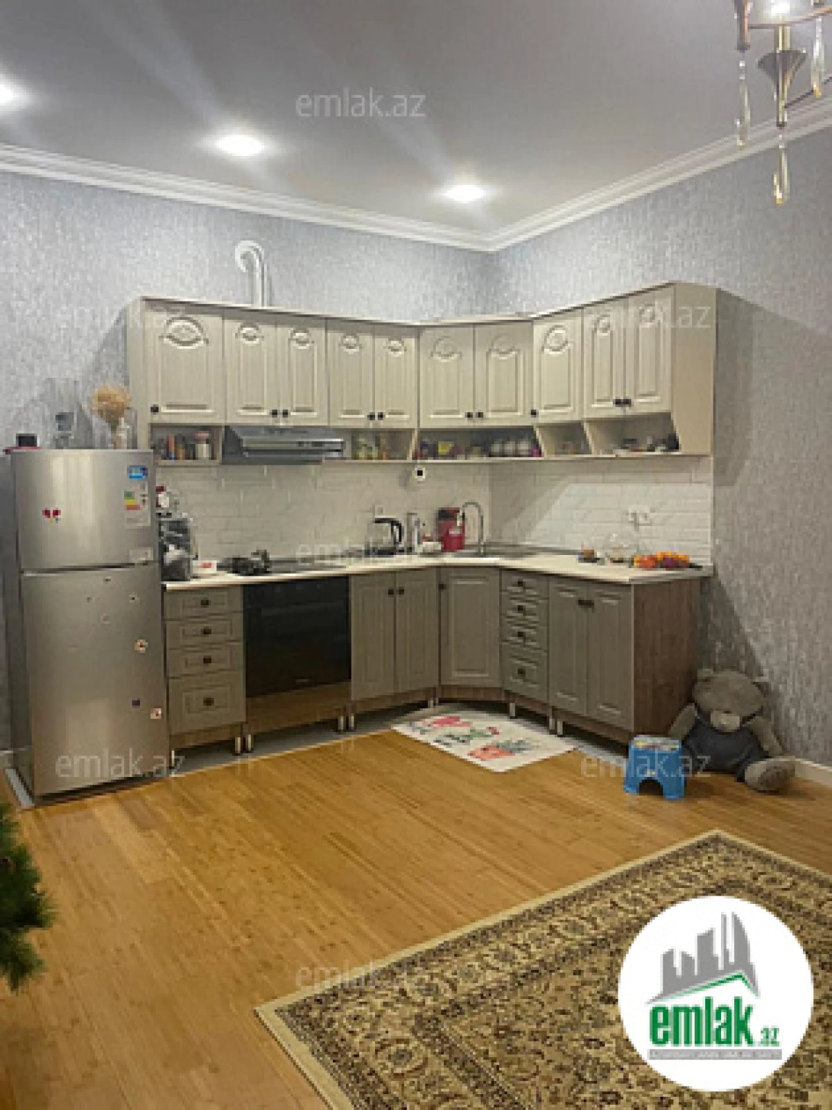 Satılır 3 otaqlı yeni tikili 96 m²