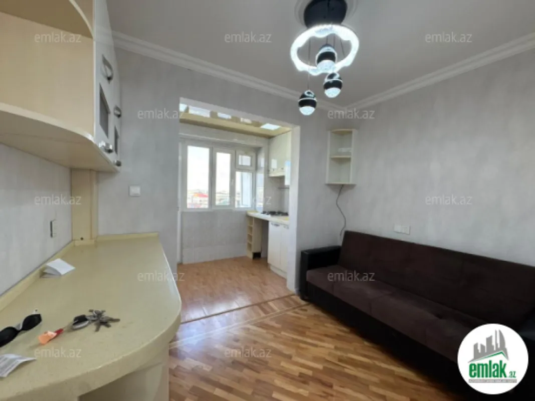Satılır 2 otaqlı köhnə tikili 60 m²