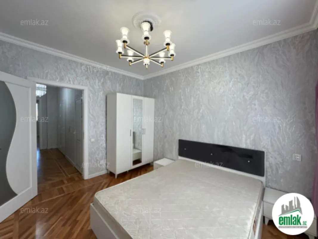 Satılır 2 otaqlı köhnə tikili 60 m²