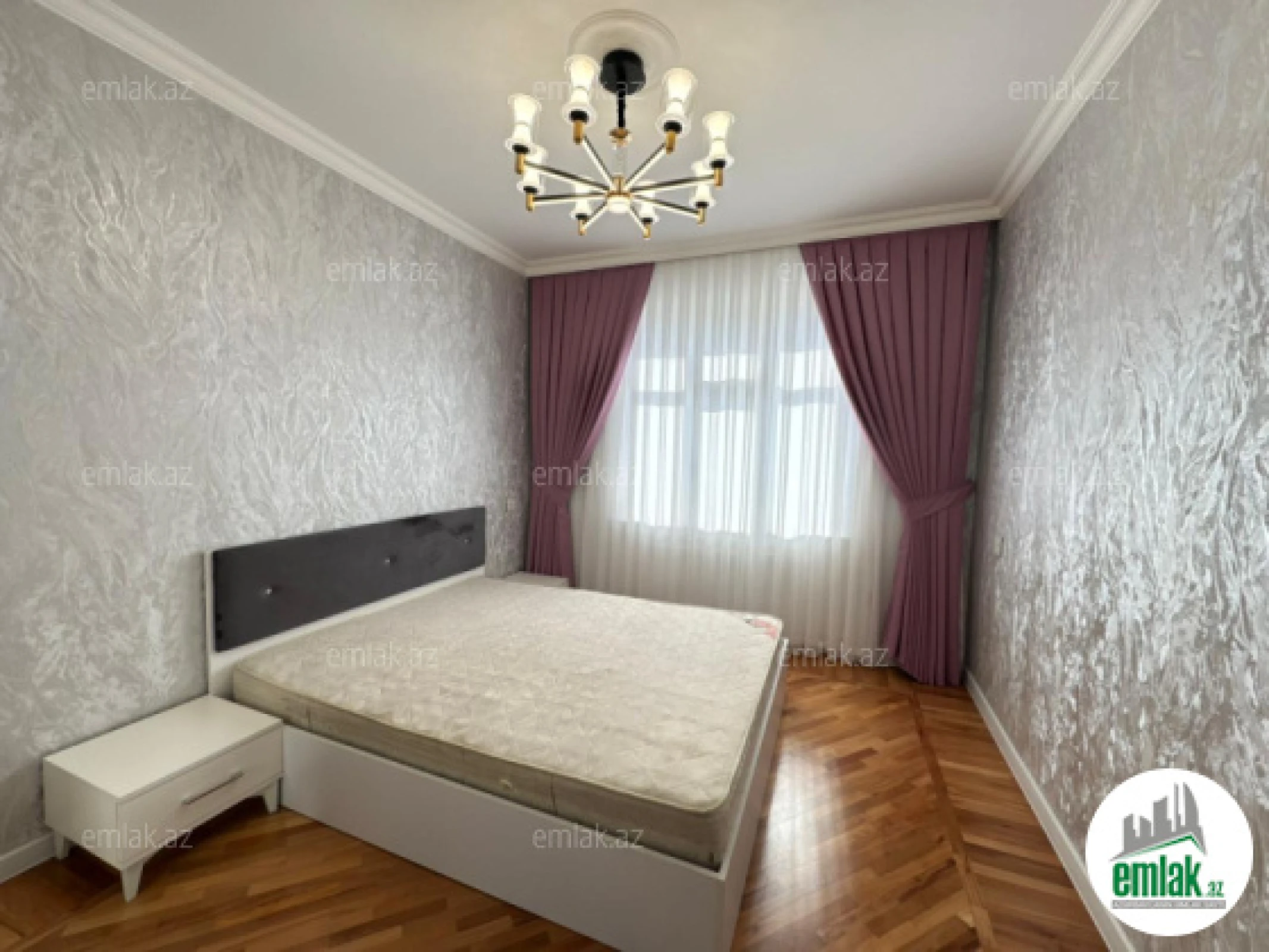 Satılır 2 otaqlı köhnə tikili 60 m²