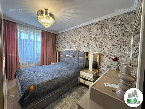 Satılır 3 otaqlı köhnə tikili 75 m²