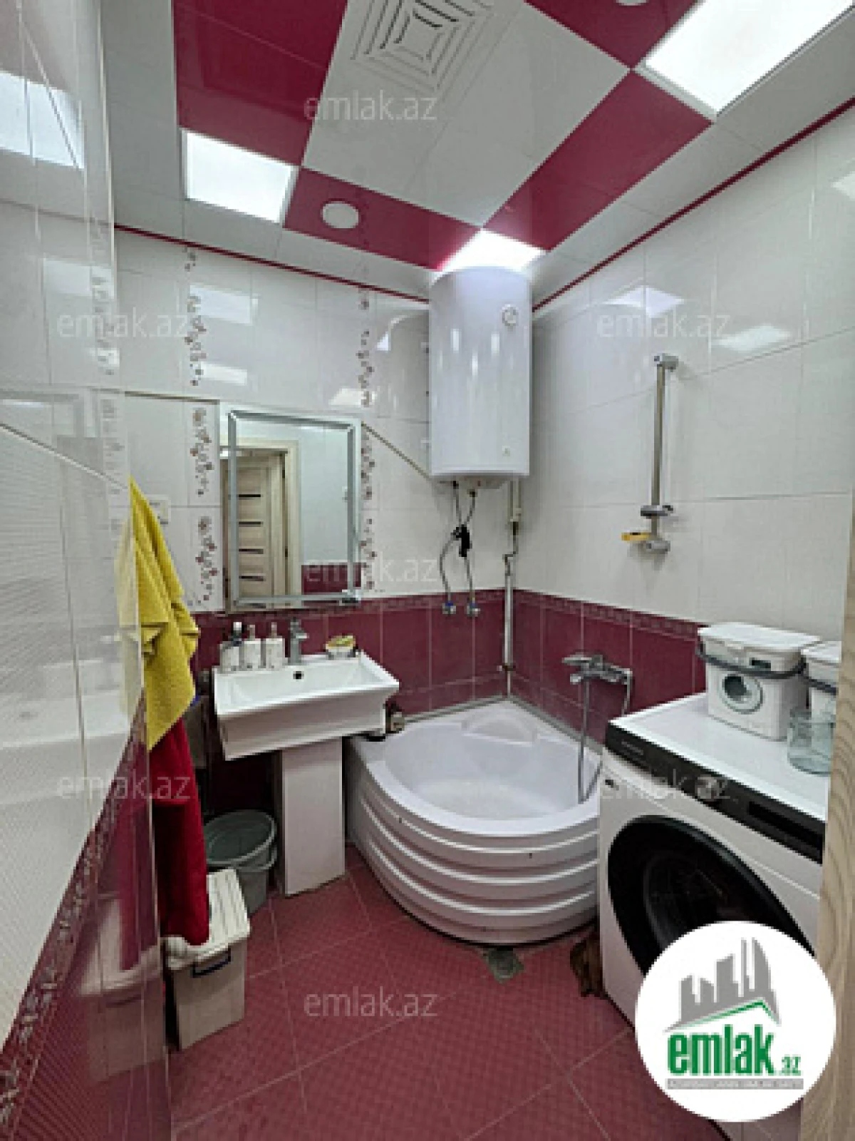 Satılır 3 otaqlı köhnə tikili 75 m²