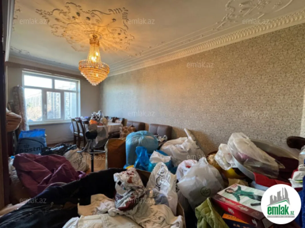 Satılır 3 otaqlı köhnə tikili 75 m²