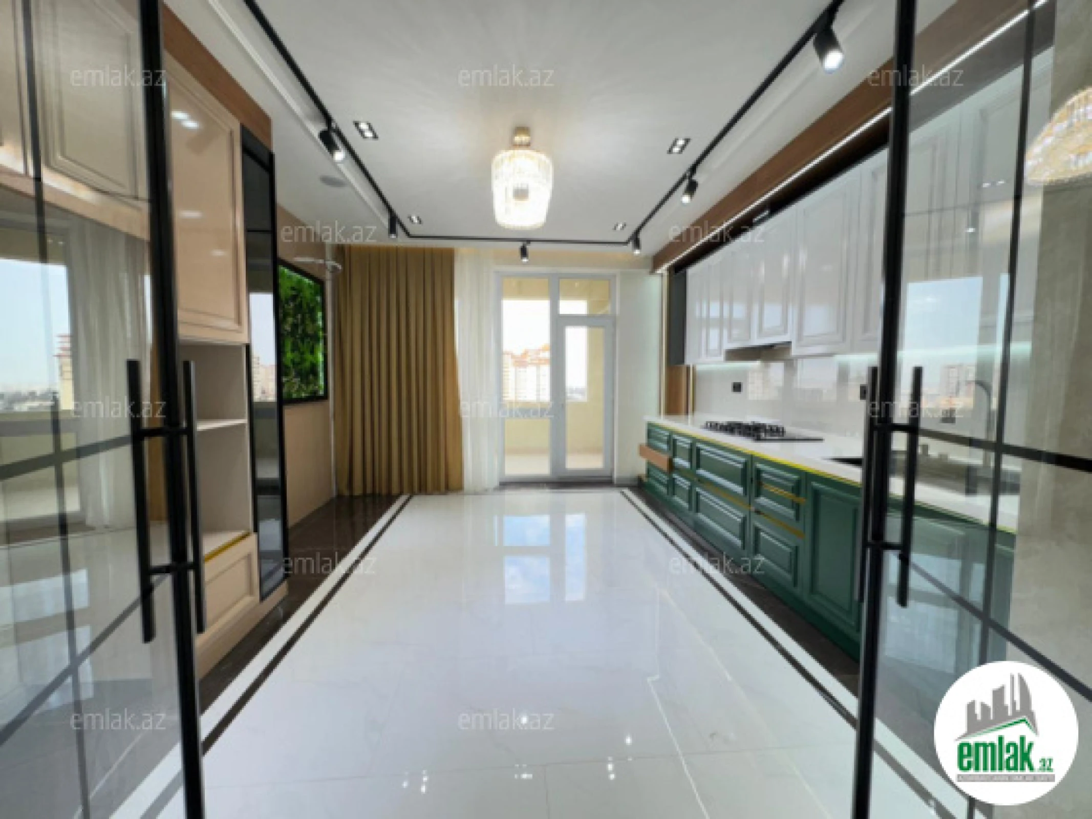 Satılır 4 otaqlı yeni tikili 186 m²