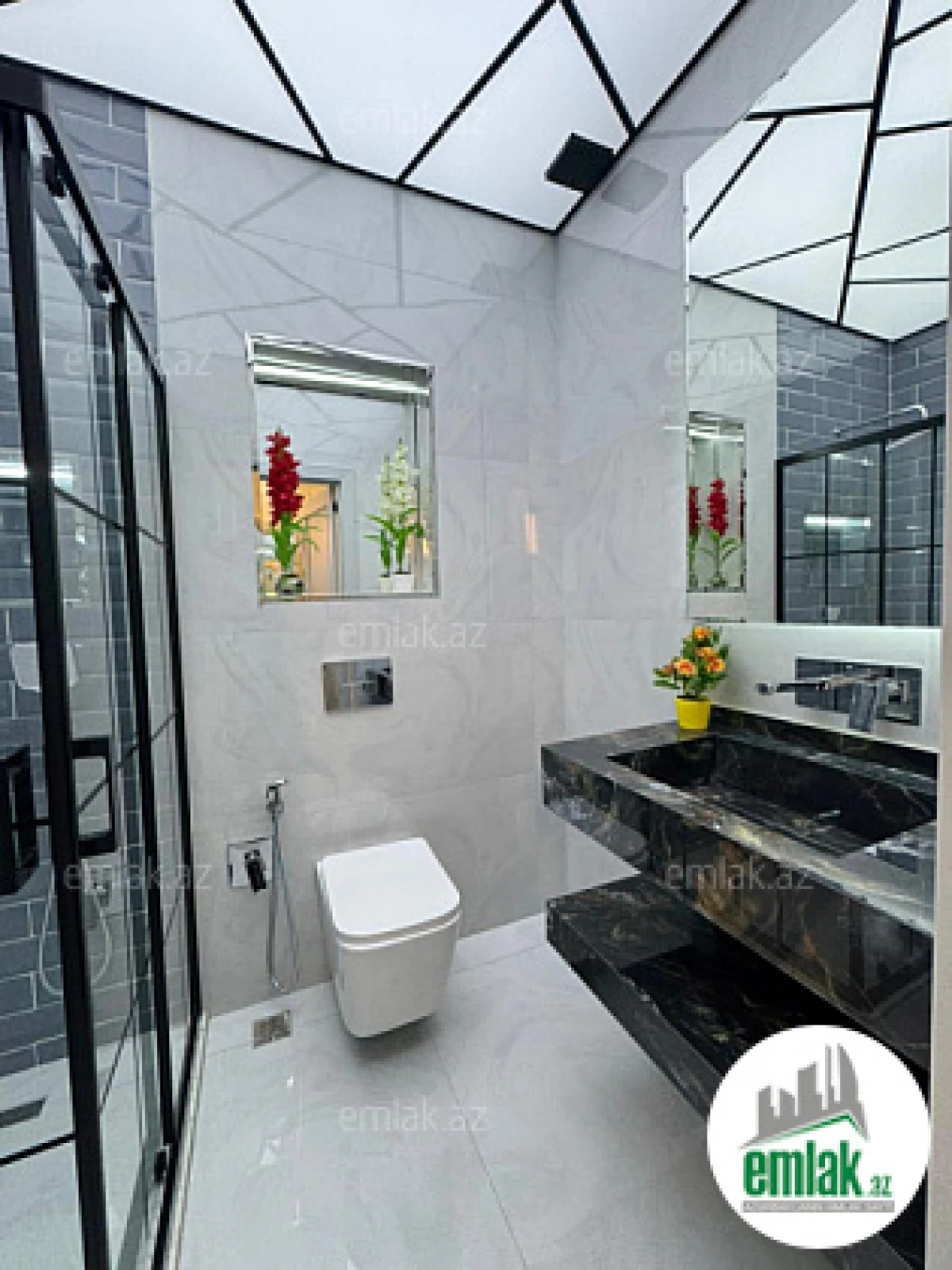 Satılır 4 otaqlı yeni tikili 186 m²