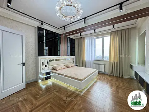 Satılır 4 otaqlı yeni tikili 186 m²