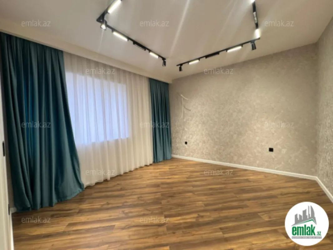 Satılır 4 otaqlı həyət evi 158 m²