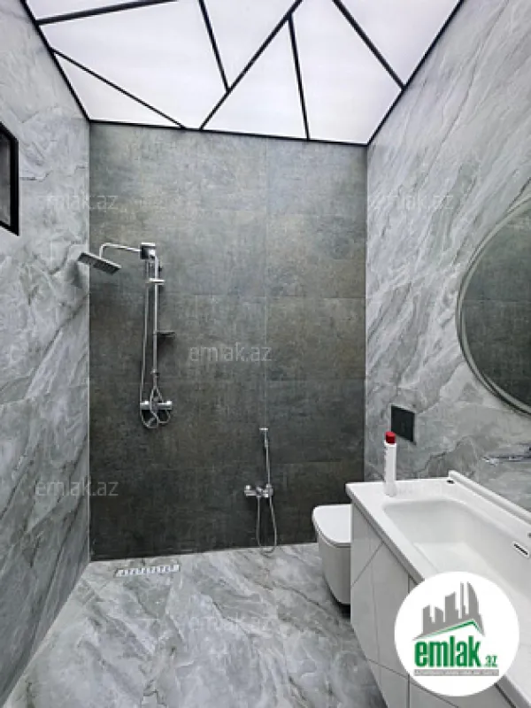 Satılır 4 otaqlı həyət evi 158 m²