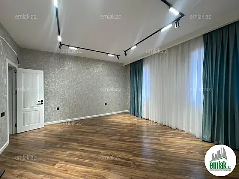 Satılır 4 otaqlı həyət evi 158 m²